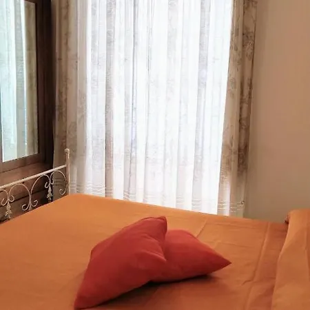 Appartamento Graziella, Nel Cuore Di Ischia Porto Exterior photo